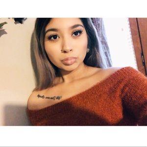 Meet your Posher, Mireya